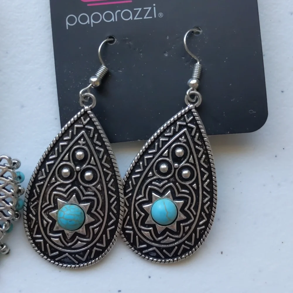 Paparazzi Jewelry Lot of 4 Southwestern Turquoise Blue Dangles - Picture 5 of 5